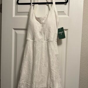 HALARA White Backless Dress